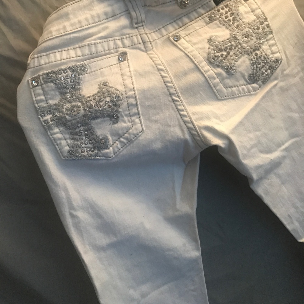 White MissMe Jeans